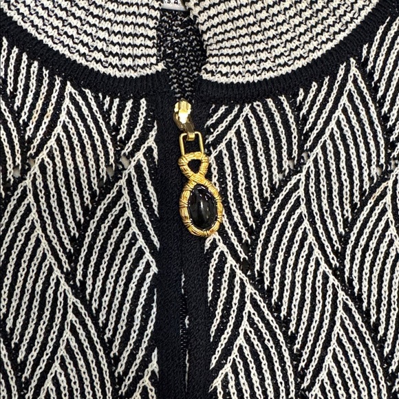St John Collection Knit Full Zip Sweater in Black and Beige / Cream size 8 - Picture 8 of 9